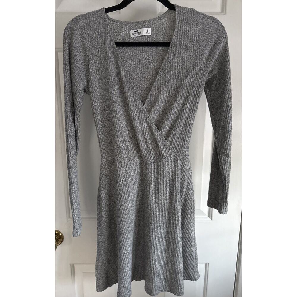 URBAN OUTFITTERS Long sleeve sweater dress size SMALL
